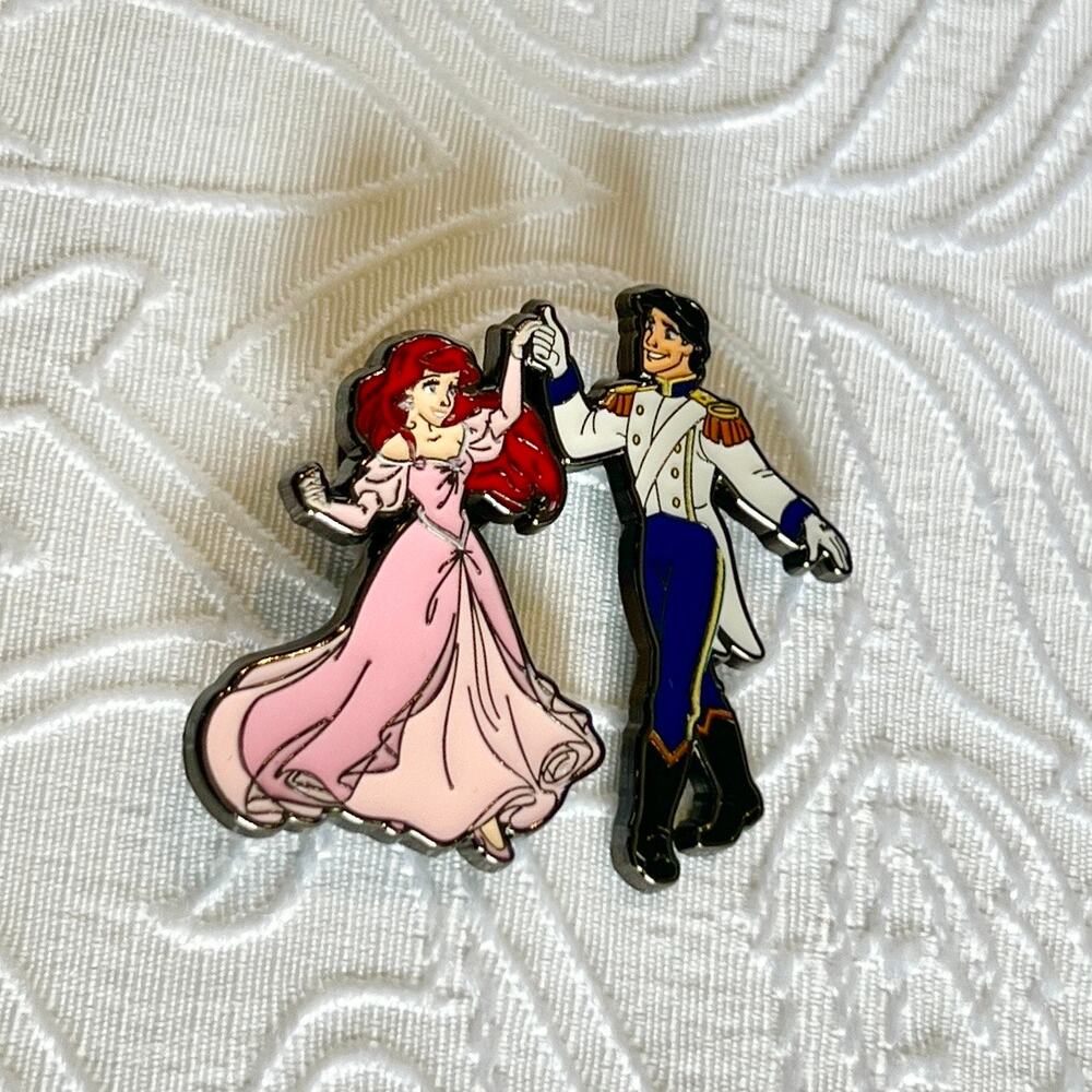 Disney Princess Ariel The Little Mermaid Prince Eric Enamel pin with box